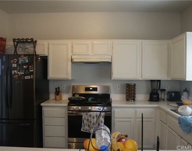 1463 Rabbit Peak Way - Photo Thumbnail 4