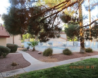 713 Rock Springs Drive - Photo Thumbnail 1