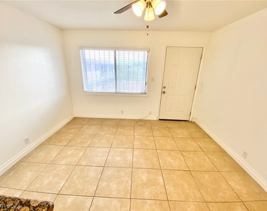 3712 Royal Crest Street - Photo Thumbnail 1