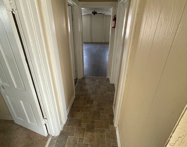 1403 Rawson Ave Apt 1 - Photo Thumbnail 19