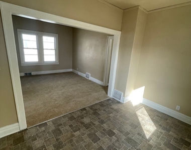 1403 Rawson Ave Apt 1 - Photo Thumbnail 4