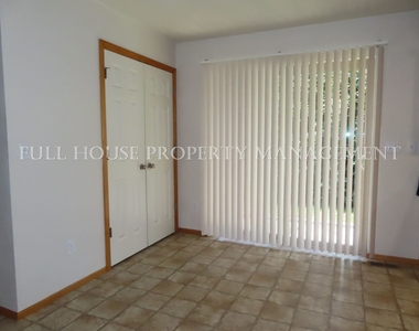 3762 Barger Dr. - Photo Thumbnail 6