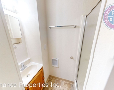 4125 Se 33rd Avenue #1-3 - Photo Thumbnail 5