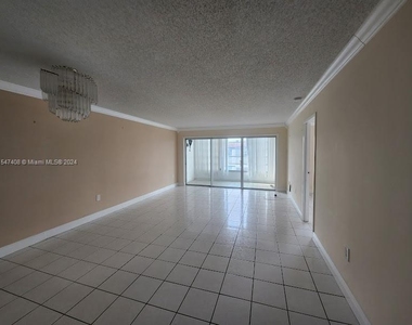 8350 Sands Point Blvd - Photo Thumbnail 2