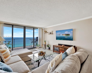 2201 S Ocean Dr - Photo Thumbnail 9