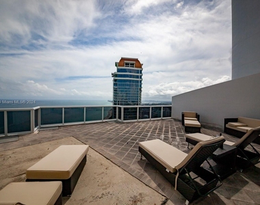 18101 Collins Ave - Photo Thumbnail 49