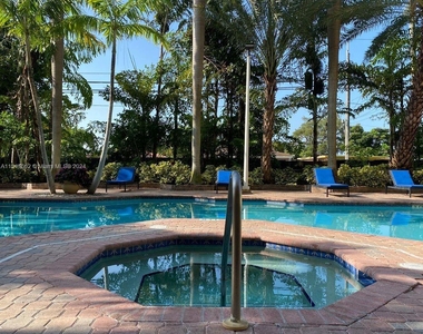 3500 Coral Way - Photo Thumbnail 31