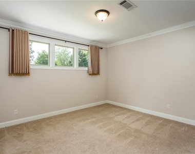 5370 Cedar Glenn Court - Photo Thumbnail 23