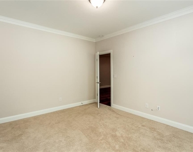 5370 Cedar Glenn Court - Photo Thumbnail 29