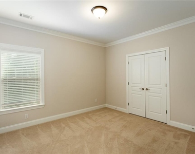 5370 Cedar Glenn Court - Photo Thumbnail 26