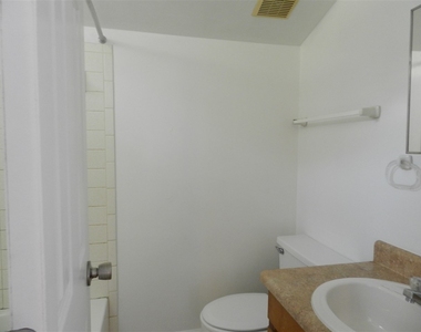 1325 Airport Drive - Photo Thumbnail 11