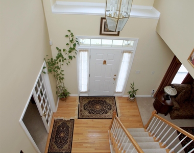 209 Oxcroft Street - Photo Thumbnail 8