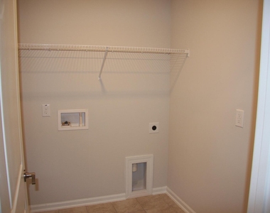 2520 Hutch Lane - Photo Thumbnail 25