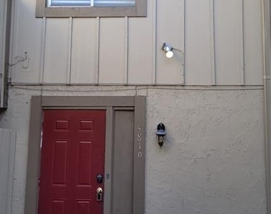 5816 Nw 21st - Photo Thumbnail 2