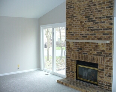 745 Hageman Place - Photo Thumbnail 7