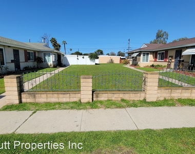 4776-78 Clairemont Dr. - Photo Thumbnail 10