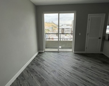 849 N Bunker Hill Ave - Photo Thumbnail 24