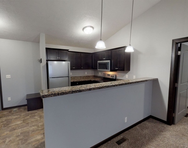 2020 W Trevi Place - Photo Thumbnail 4