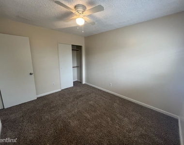 6312 Spice Way - Photo Thumbnail 10