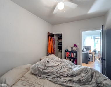 3815 N. Greenview, Unit E-8 - Photo Thumbnail 10