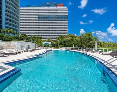 1643 Brickell Ave - Photo Thumbnail 38