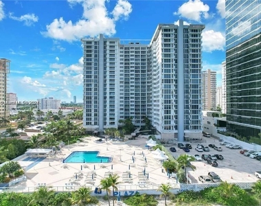 2030 S Ocean Dr - Photo Thumbnail 1