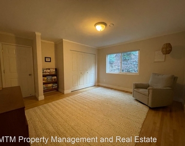 4312 Beverly Dr - Photo Thumbnail 11