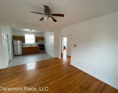 6343 N Claremont Ave - Photo Thumbnail 2