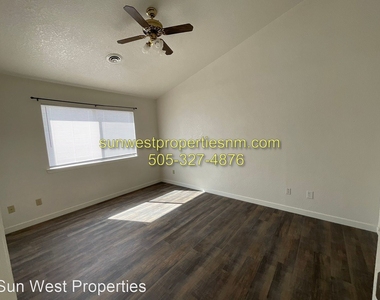 4611 Pacific St. - Photo Thumbnail 25