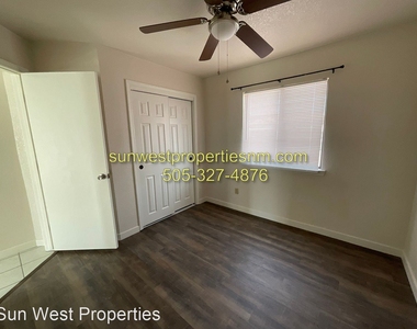 4611 Pacific St. - Photo Thumbnail 20