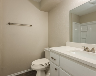 2813 Appaloosa Trail - Photo Thumbnail 12