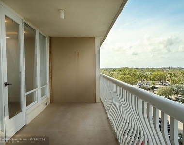 4020 Galt Ocean Dr - Photo Thumbnail 4