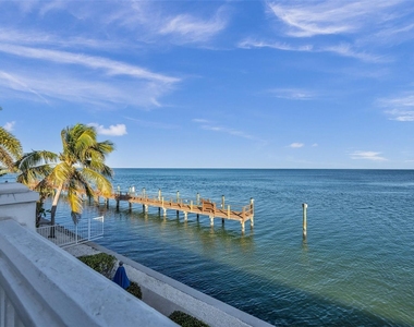 5018 Coquina Key Drive Se - Photo Thumbnail 37