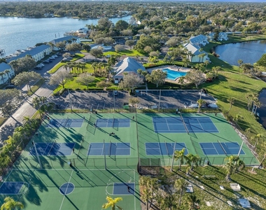 5018 Coquina Key Drive Se - Photo Thumbnail 45