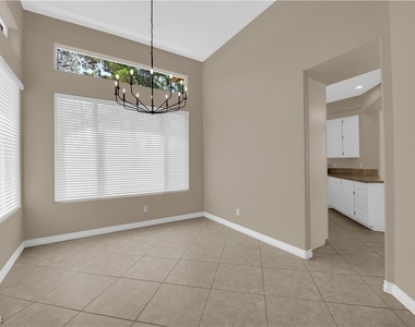 7813 Riviera Beach Drive - Photo Thumbnail 17