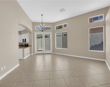 7813 Riviera Beach Drive - Photo Thumbnail 9