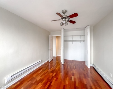 4180 N. Marine Drive, Unit A2161 - Photo Thumbnail 13