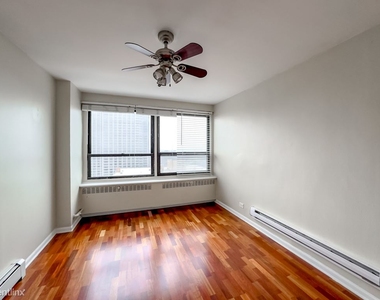 4180 N. Marine Drive, Unit A2161 - Photo Thumbnail 15