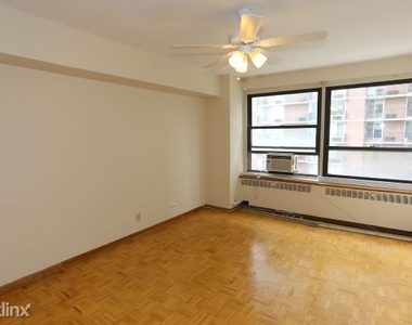 4180 N. Marine Drive, Unit A506 - Photo Thumbnail 14