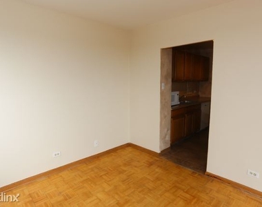 4180 N. Marine Drive, Unit A506 - Photo Thumbnail 5