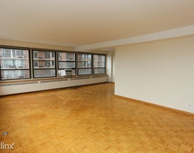 4180 N. Marine Drive, Unit A506 - Photo Thumbnail 10