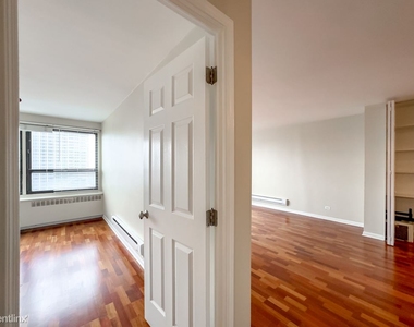 4180 N. Marine Drive, Unit C2161 - Photo Thumbnail 9