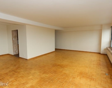 4180 N. Marine Drive, Unit C506 - Photo Thumbnail 9