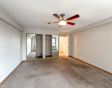 4180 N. Marine Drive, Unit A504 - Photo Thumbnail 13