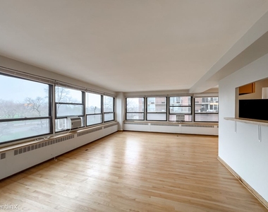 4180 N. Marine Drive, Unit A504 - Photo Thumbnail 14