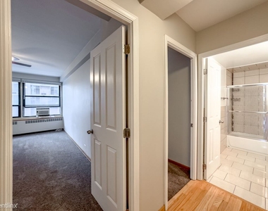 4180 N. Marine Drive, Unit A504 - Photo Thumbnail 8