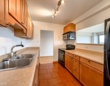 4180 N. Marine Drive, Unit A504 - Photo Thumbnail 3