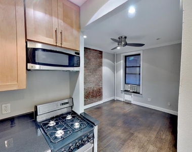 East 50th Street and 2nd Avenue - Apt 2 - Photo Thumbnail 2