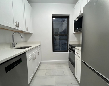 200 West 89th Street - Photo Thumbnail 1