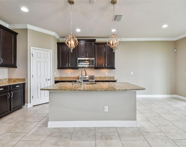 7699 Windchase Way - Photo Thumbnail 15